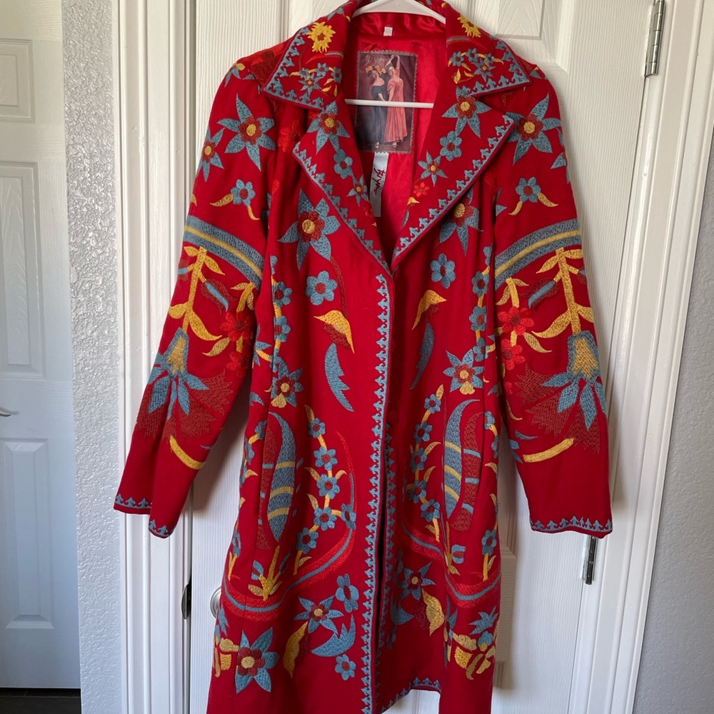 BIYA wool knee length coat. Size M. Excellent condition